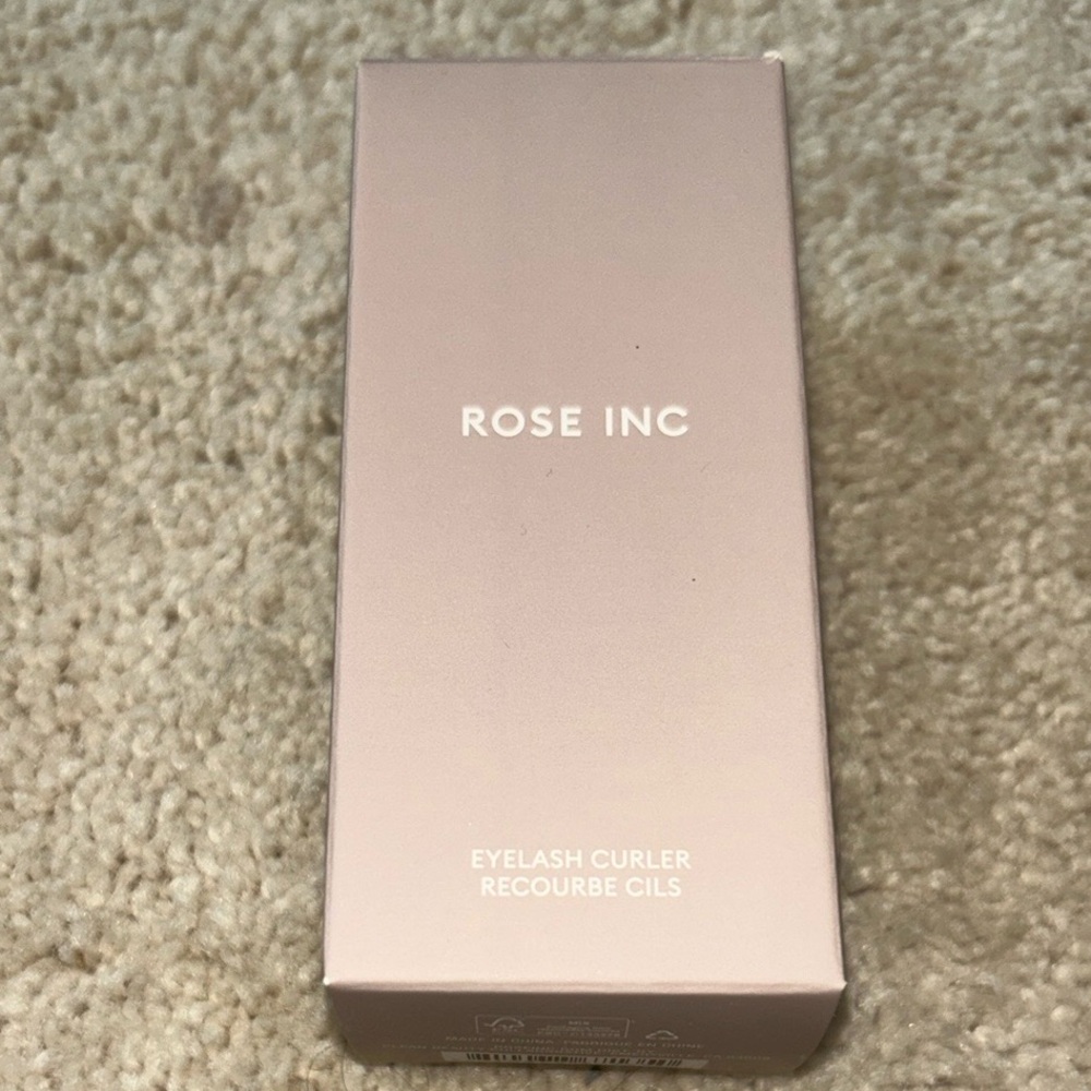 Rose Inc Eyelash Curler